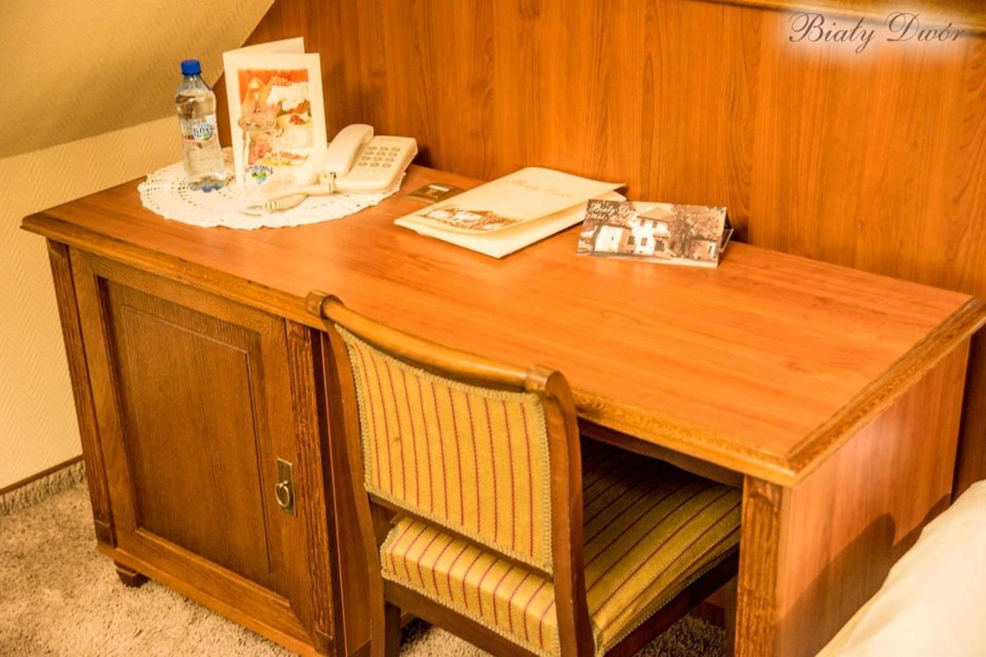 Bialy Dwor Bed & Breakfast Kwidzyn Exterior photo