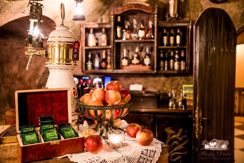 Bialy Dwor Bed & Breakfast Kwidzyn Exterior photo