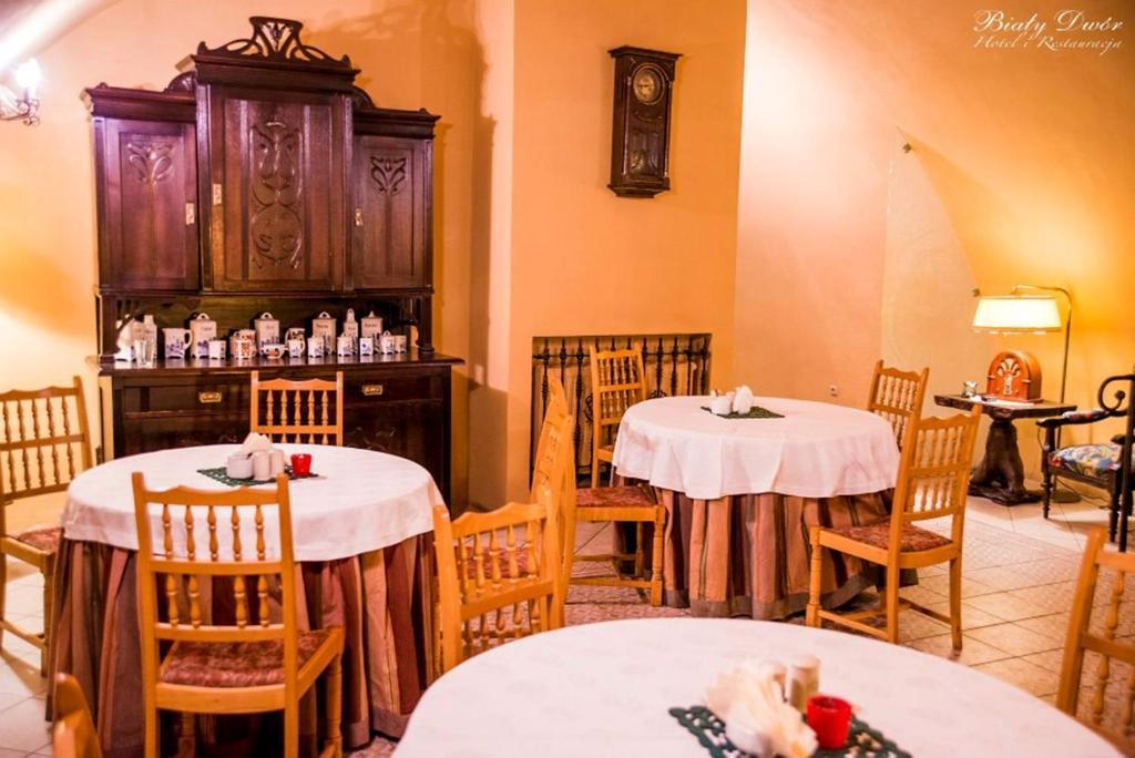 Bialy Dwor Bed & Breakfast Kwidzyn Exterior photo